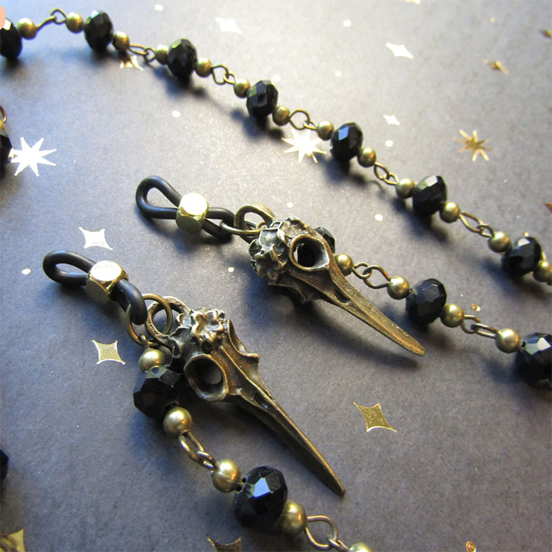Gothic Ornate Raven Statement  - Sunglass Retainer Cord recension och pris